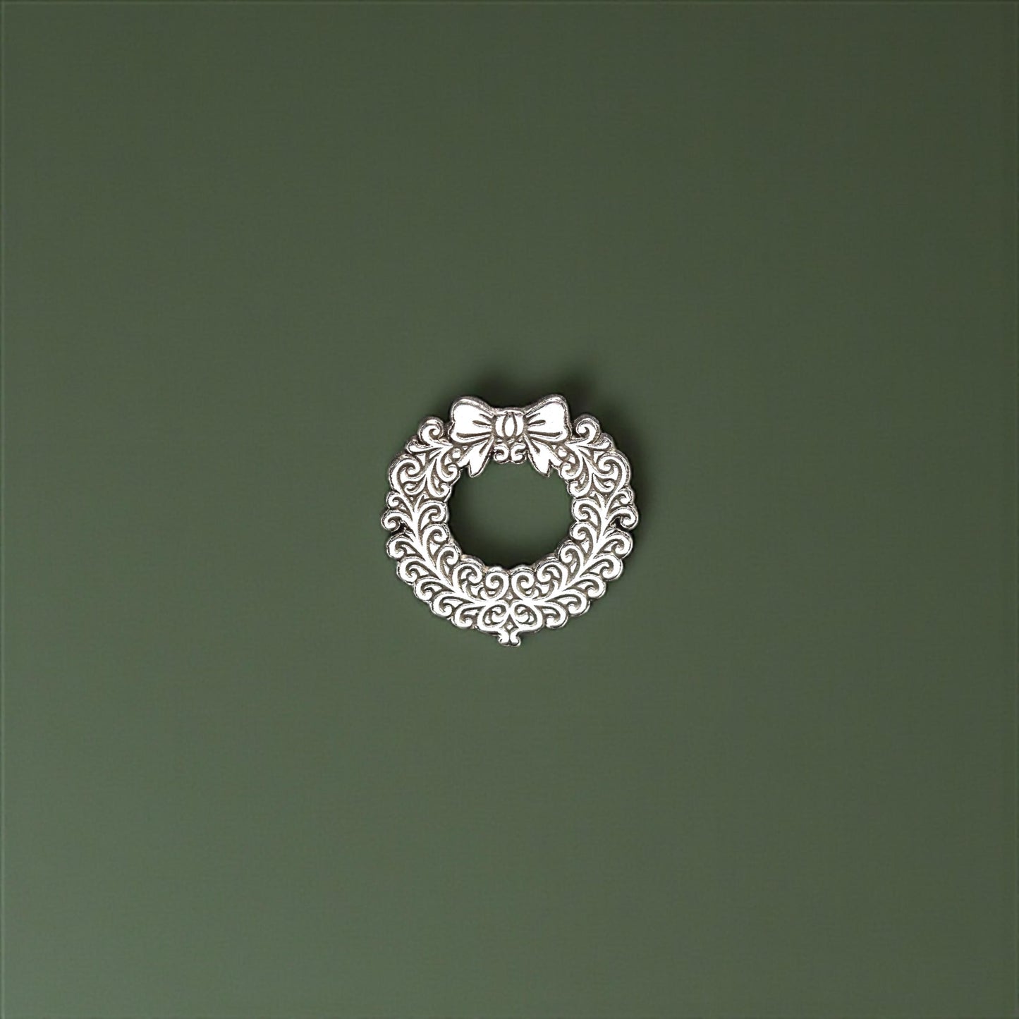 Sterling Silver Christmas Wreath Accent Charm • Holiday Jewelry Embellishment • Small Festive Solderable Component • Silver Christmas Charm